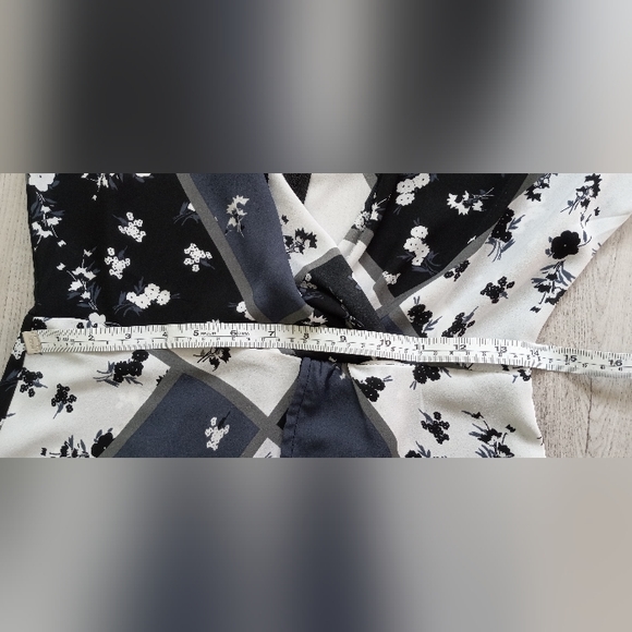 Soho new york&company jeans, floral dress - Picture 9 of 11